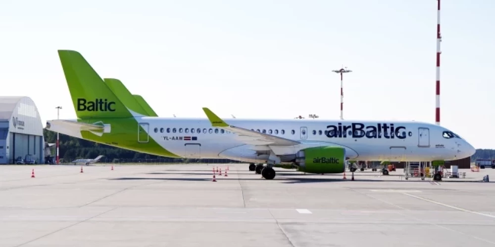 В прошлом году airBaltic перевезла 4,536 млн пассажиров, что на 35,7% больше 2022 года, и выполнила 44 100 рейсов, что на 18,3% больше. 