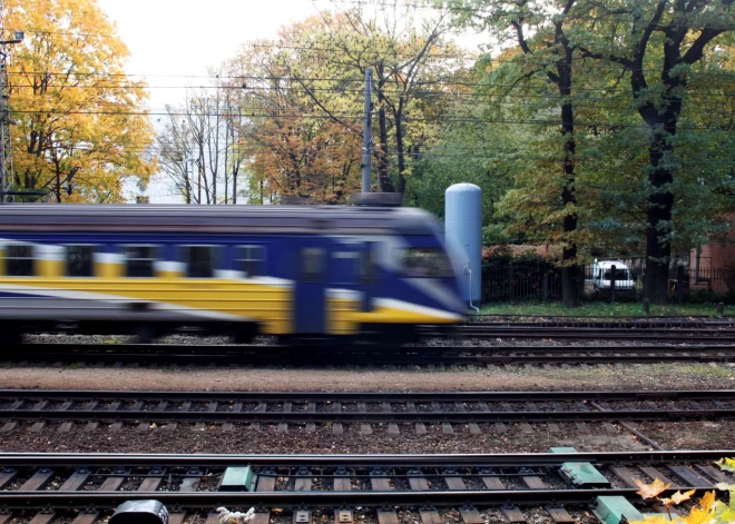 Apsver izveidot esošā sliežu platuma dzelzceļa savienojumu starp Rīgas starptautiskajām stacijām pirms "Rail Baltica" pirmās kārtas