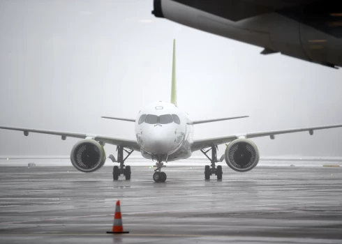 Руководитель airBaltic Мартин Гаусс отметил, что многие будут приятно удивлены, когда узнают, кто будет потенциальным стратегическим инвестором авиакомпании.