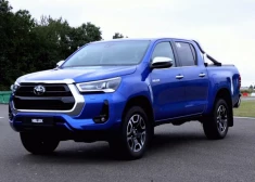 Elektriskā "Hilux" prototips pagaidām var nobraukt ap 200 km.