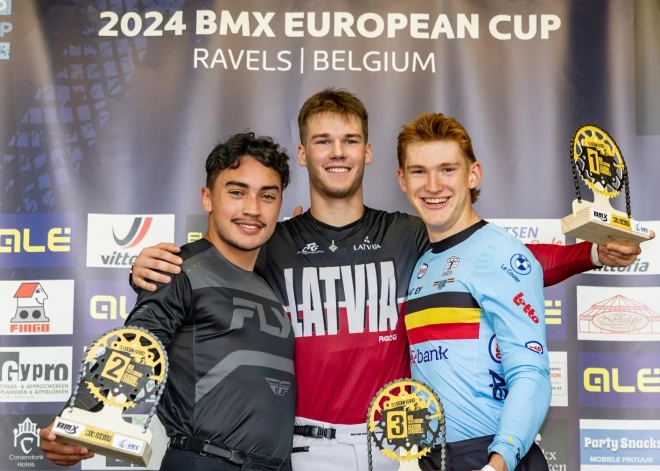 Edgars Langmanis triumfē BMX riteņbraukšanas Eiropas kausā junioriem