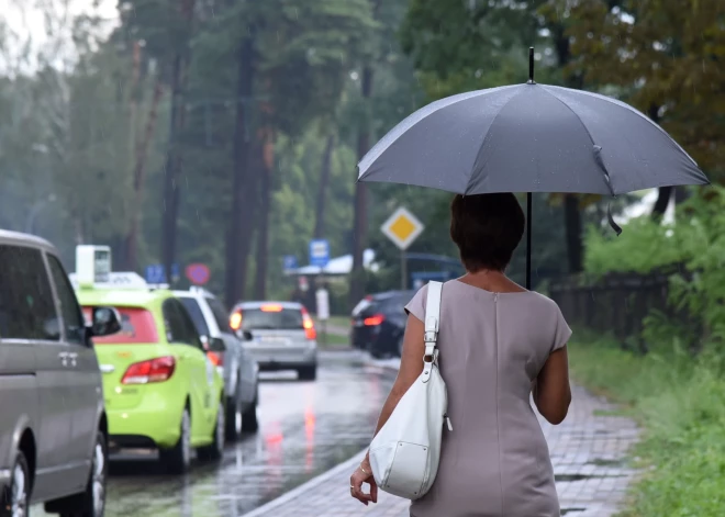 В ближайшие дни погода в Латвии изменится - небо будет затягивать облаками, ожидаются дожди