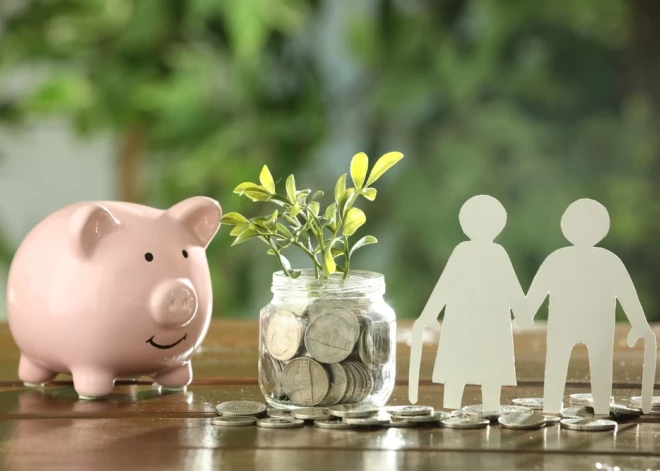 Полагаться на молодое поколение или копить на пенсию самим? Объясняет эксперт