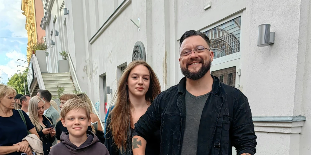 Gustavs Terzens ar dēlu Frici un meitu Grietu.