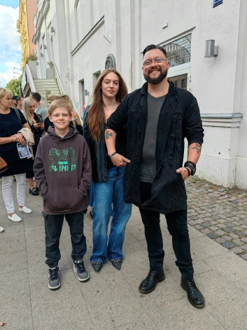 Gustavs Terzens ar dēlu Frici un meitu Grietu.