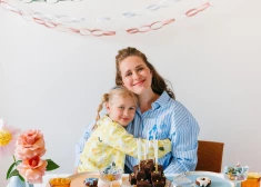 Anna Panna kopā ar vecāko meitu Hannu.