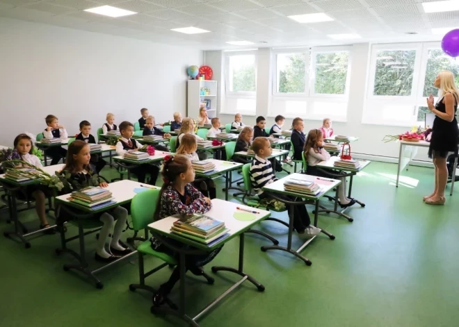 Latvijas pirmsskolas skolotāji saņem zemāko atalgojumu starp OECD valstīm