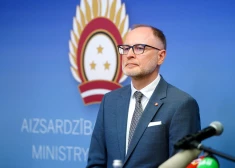 Aizsardzības ministrs Andris Sprūds.