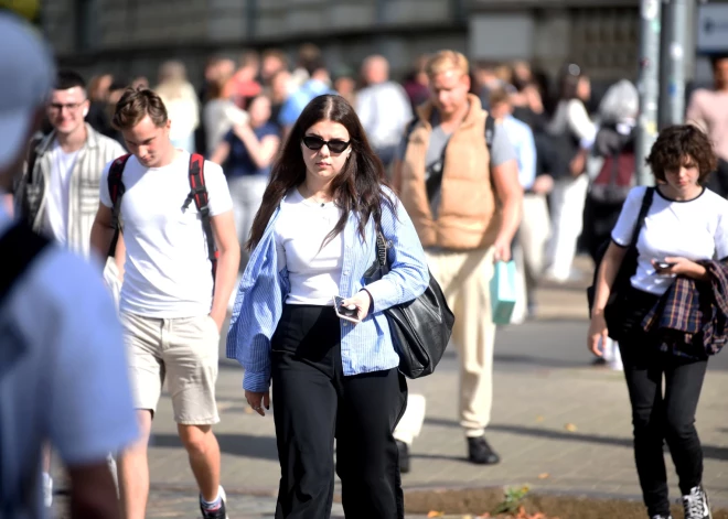 Kāpēc studentam var būt atteikts aizdevums? Skaidro banku eksperti