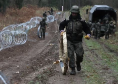 Baltijas valstis un Poliju aicina pārtraukt "migrantu atgrūšanu"