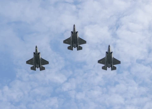 F-35 iznīcinātāju šovs Floridā.