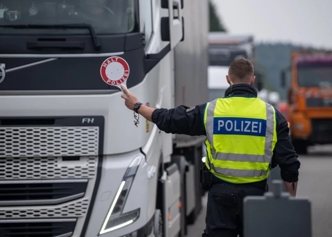 Vācija atjaunojusi robežkontroli uz visām sauszemes robežām