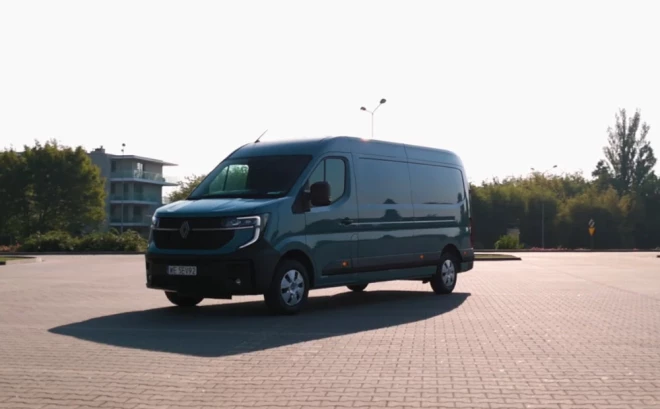 Jaunais Master aprīkots ar 20 vadītāja palīgsistēmām, kas lielākoties paredzētas, lai atvieglotu šofera darbu un izvairītos no negadījumiem.