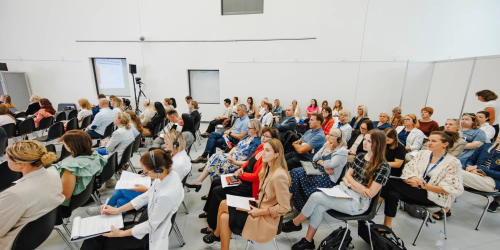 Stradiņa slimnīcā notika starptautiska konference “Inovācijas un digitālās tehnoloģijas veselības aprūpē”.