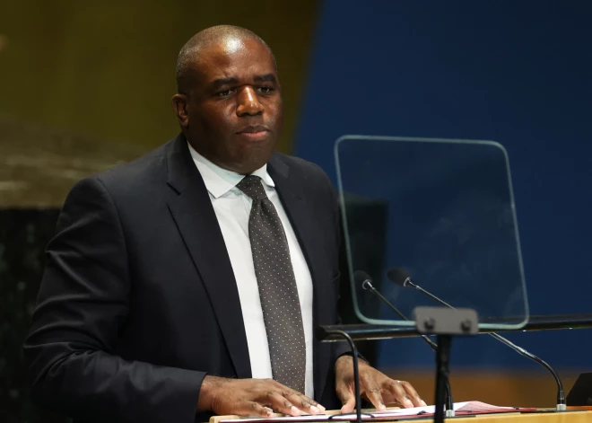 Lielbritānijas ārlietu ministrs: "Putins vēlās paplašināt savu mafijas valsti par mafijas impēriju"