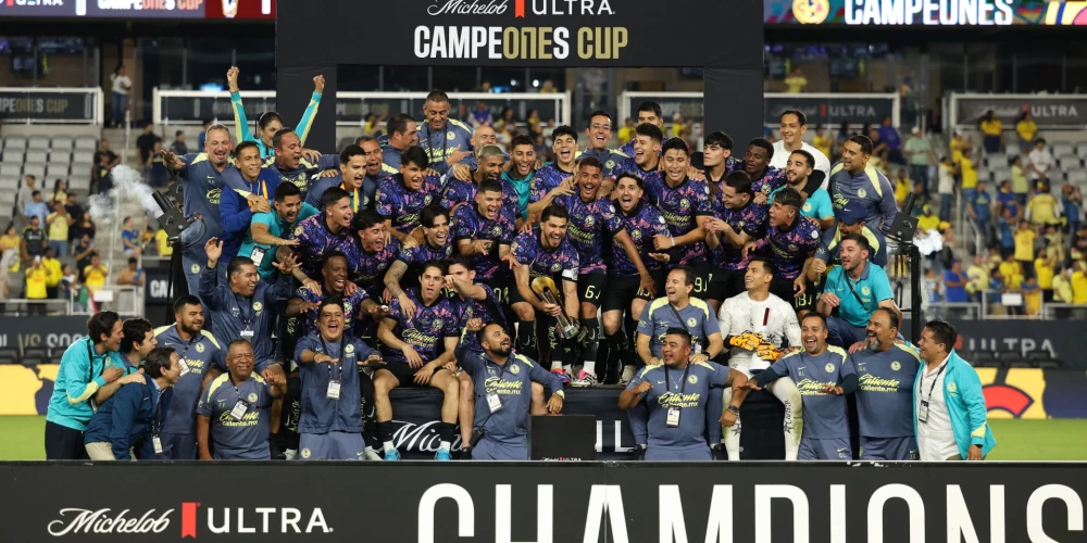 Ziemeļamerikas Čempionu kausa ieguvēji "Club America".