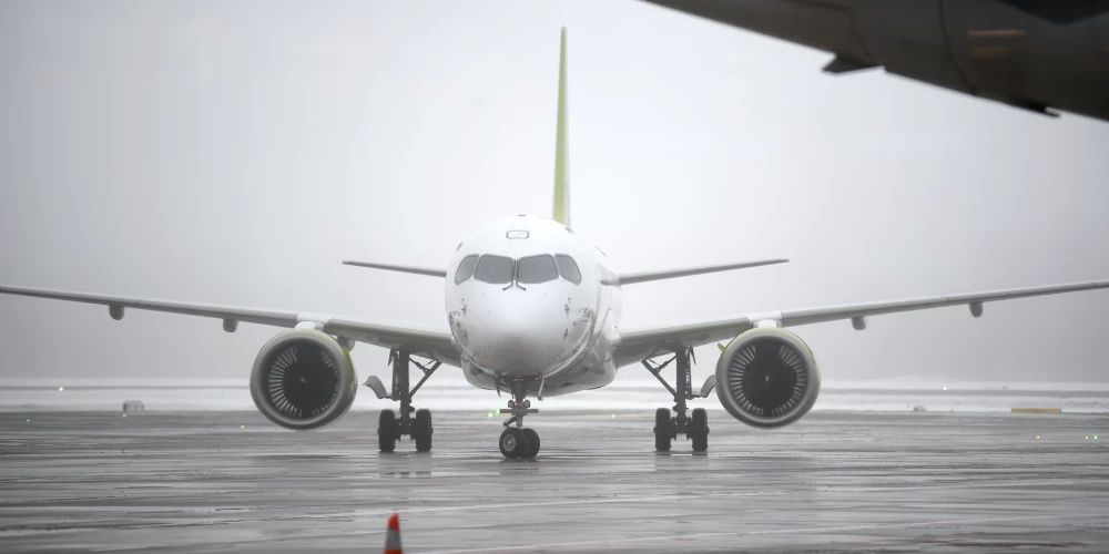 airBaltic уже приостанавливал рейсы в Тель-Авив с 6 августа по 17 сентября по тем же соображениям безопасности.