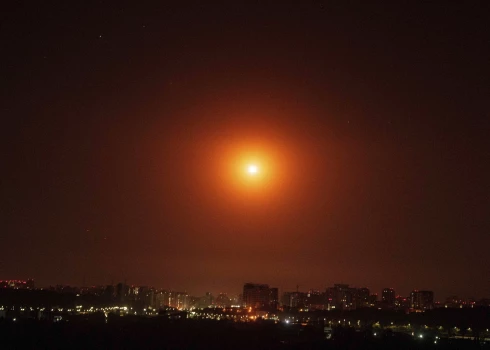 Naktī uz ceturtdienu Krievijai veicot masīvu uzbrukumu Ukrainai, vismaz četri krievu trieciendroni "Shahed" ielidojuši Baltkrievijas gaisa telpā.