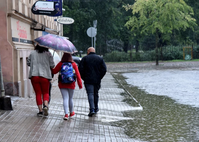 В субботу в Латвии продолжатся дожди и грозы