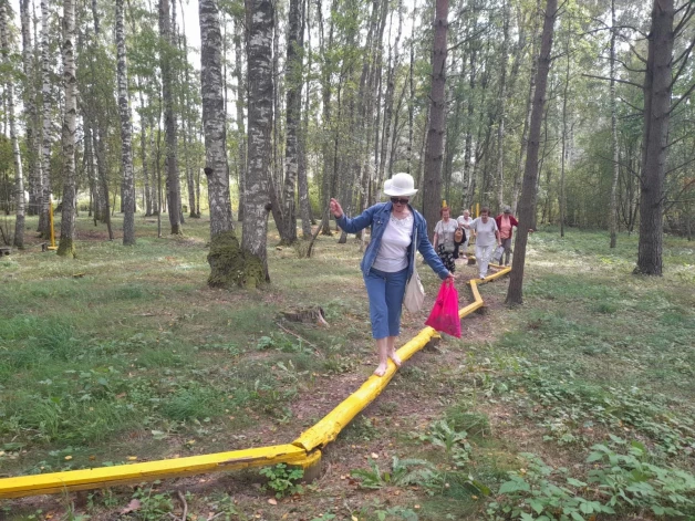 Pašu izveidotā meža taka.