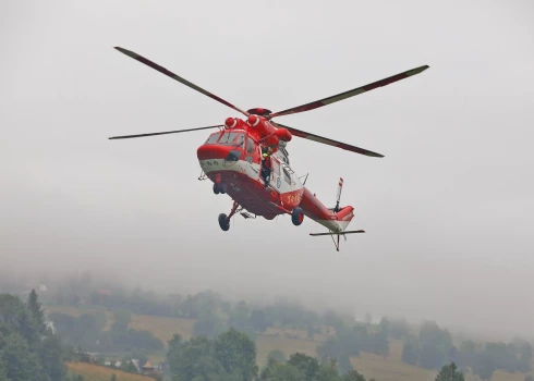 Sieviešu meklēšanā Tatros iesaistījās arī helikopters.