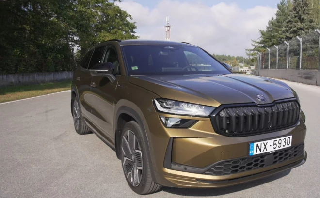 Volkswagen grupas jaunākajam lādējamam hibrīdam ir divas jaudas versijas, un Škoda Kodiakam piedāvā tikai vājāko no tām.