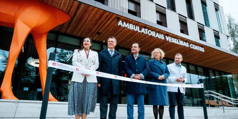 Atklāta Bērnu slimnīcas ēka, kurā atradīsies Ambulatorais veselības centrs un Neatliekamās medicīnas centrs.