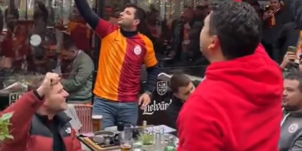 "Galatasaray" fani jau iesilda rīkles pirms spēles ar RFS (ekrānuzņēmums no "X")