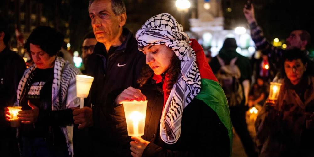 Pasaulē notiek Izraēlas un palestīniešu atbalsta demonstrācijas. 