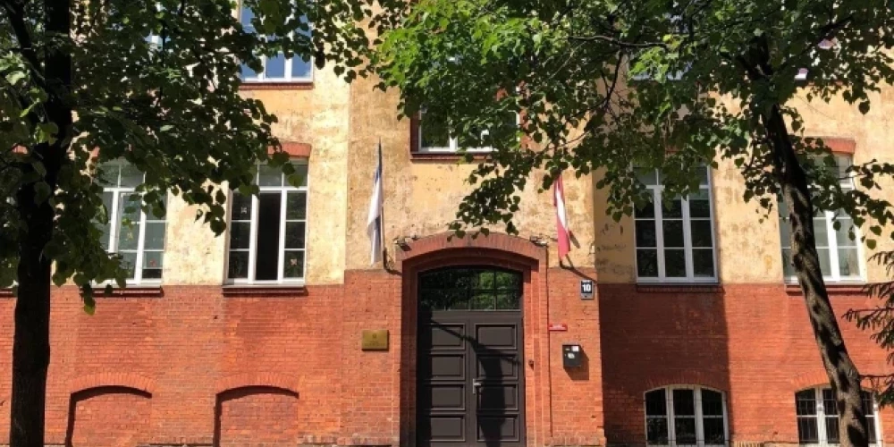 Заболевание выявлено в рижской Вальдорфской школе. 