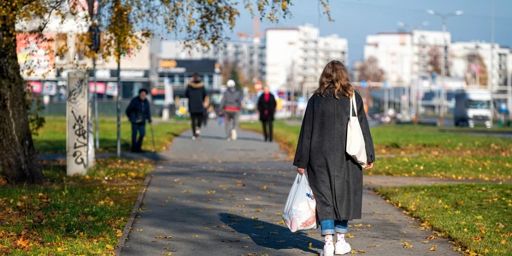 Zāļu pieejamība ir viena no Veselības ministrijas prioritātēm, taču nepietiekamais finansējums kompensējamajiem medikamentiem ierobežo iespējas segt visu pacientu vajadzības.