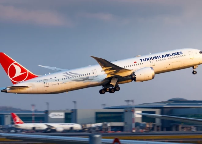 Lidojuma laikā miris "Turkish Airlines" pilots