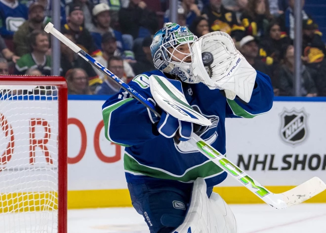 VIDEO: Šilovs un Bļugers sezonu sāk ar nenoturētu trīs vārtu pārsvaru, laimīgu izglābšanos un zaudējumu papildlaikā