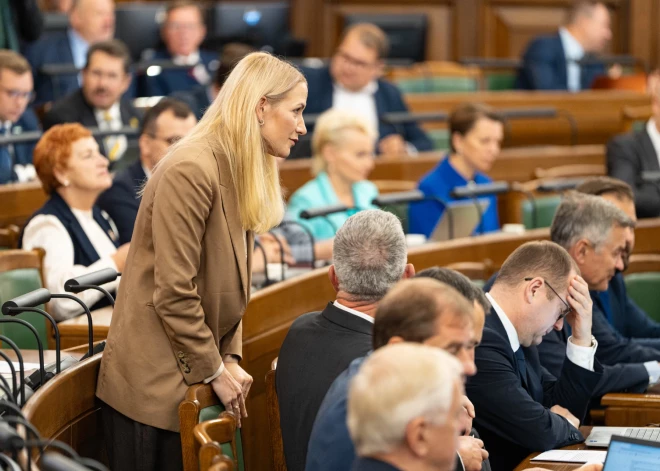 Saeimas deputāti neatbalsta ieceri atcelt 15 eiro maksu par zemes lietošanas tiesību paziņojuma sagatavošanu