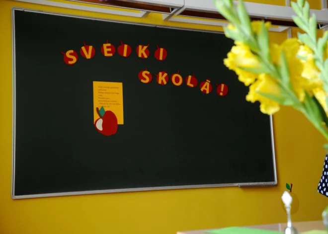 Vecāki Rīgā vairs nevarēs pieteikt bērnus pirmajā klasē neierobežotā skaitā izglītības iestāžu