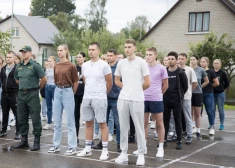 Fiziskie normatīvi koledžās nav domāti, lai sagatavotu profesionālus sportistus, bet gan lai jaunieši spētu veikt dienesta pienākumus.