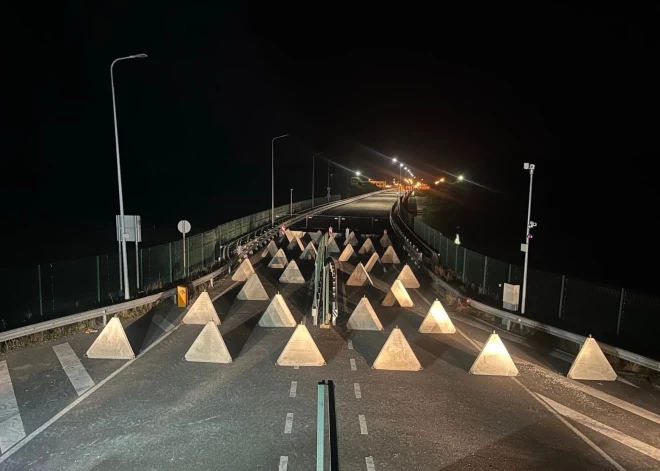 Lietuva turpina nostiprināt robežu ar Kaļiņingradas apgabalu; uzbūvēti nocietinājumi uz diviem robežtiltiem