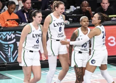 VIDEO: WNBA finālsērija sākas ar pamatīgu atspēlēšanos un dramatisku "Lynx" uzvaru