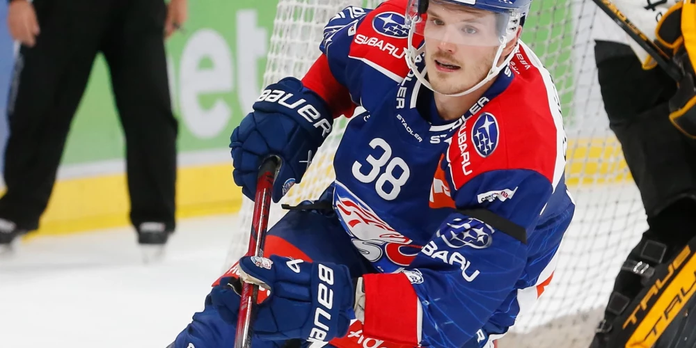  Latvijas uzbrucējs Rūdolfs Balcers. 
