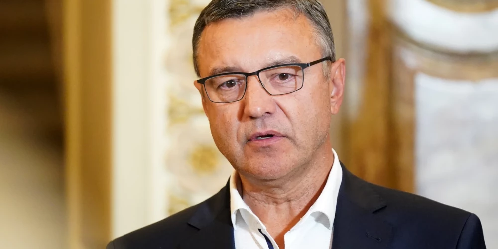 Saeimas Budžeta komisijas priekšsēdētājs Jānis Reirs piedalās preses konferencē pēc 2025.gada valsts budžeta likumprojekta iesniegšanas Saeimā.