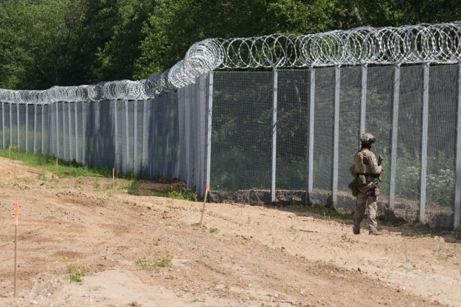 Kopumā Latvijas – Krievijas robežas žogs šobrīd izbūvēts par aptuveni 80% no kopējā robežas garuma (222 no 283 km).