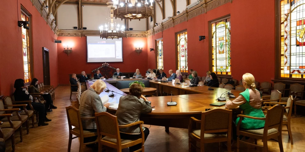 Saeimas Juridiskās komisijas sēde..