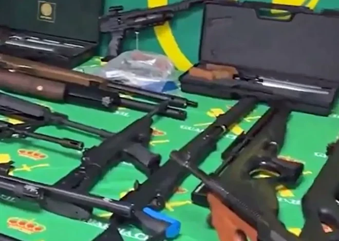 Spānijas likumsargi izjaukuši bruņotas sektas darbību