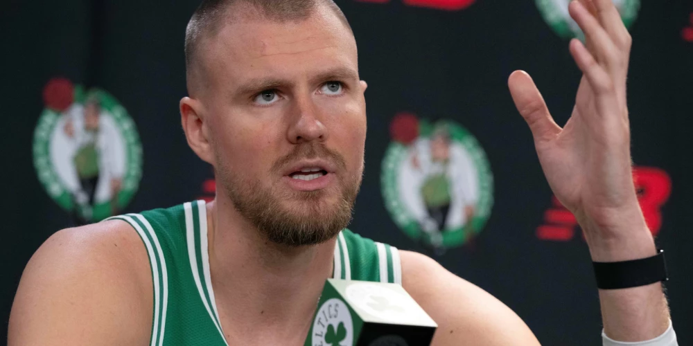 Kristaps Porziņģis Bostonas "Celtics" mediju dienā. 