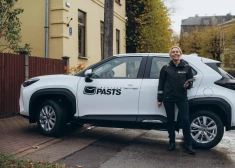 Ja dzīvojat ārpus valstspilsētas vai novada centra, varat bez maksas izsaukt pastnieku uz mājām.