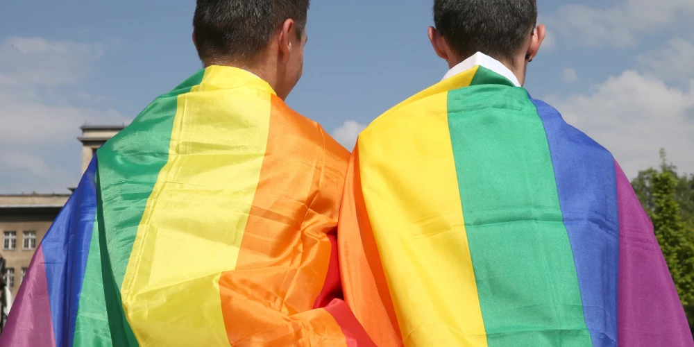 LGBT tiesību aizstāvju demonstrācija Krakovā
