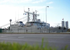 FOTO: Rīgā ieradušies NATO jūras pretmīnu grupas kuģi, stiprinot drošību Baltijas jūras reģionā