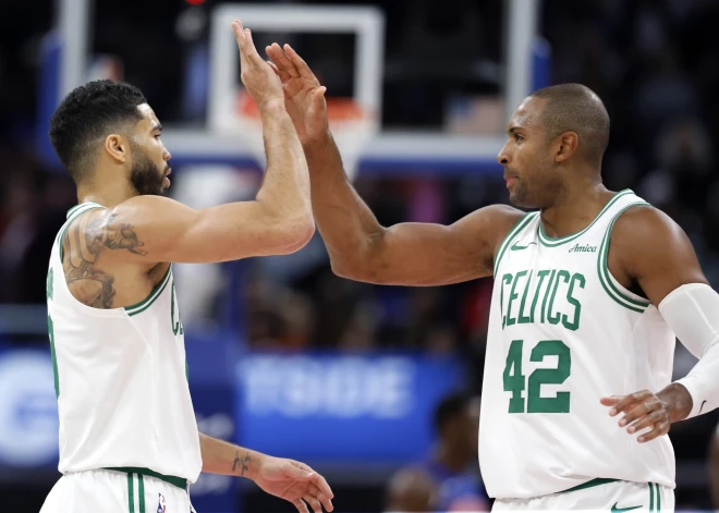 Trīs no trīs. Bostonas "Celtics" jauno sezonu turpina perfekti; arī "Lakers" bez zaudējumiem