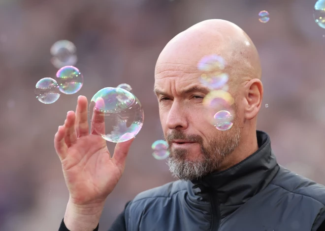 Mančestras "United" atlaiž galveno treneri Eriku ten Hagu