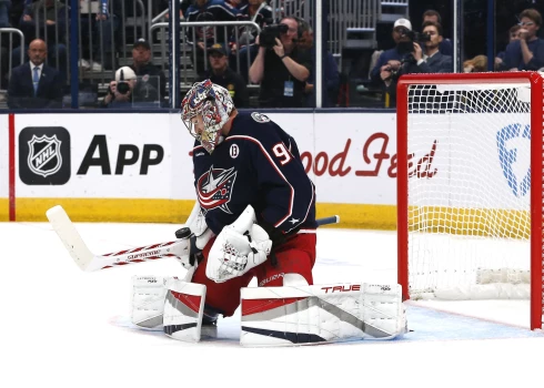 Elvis Merzļikins mačā pret "Oilers" bija viens no galvenajiem "Blue Jackets" panākuma kaldinātājiem.